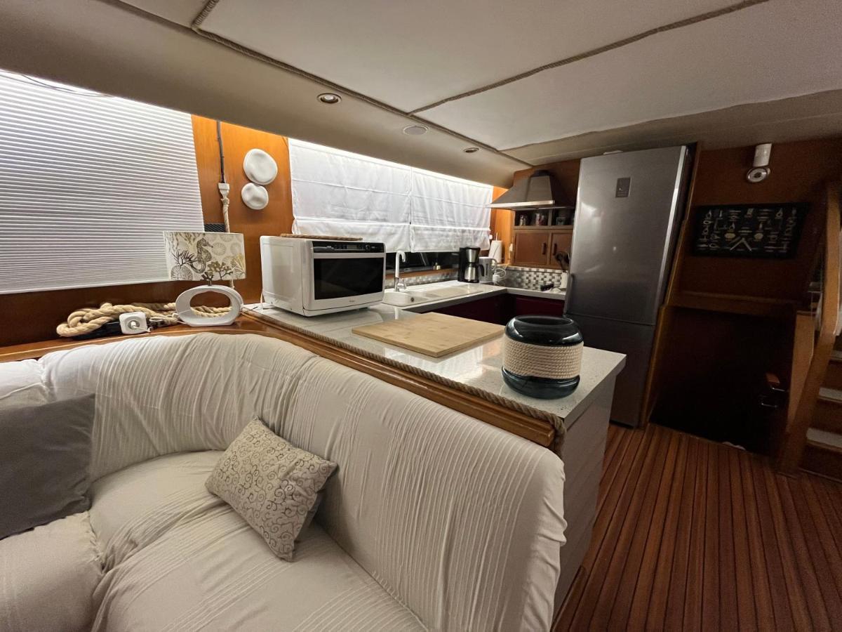 Navi Yacht A Sete, 2 A 8 Couchages, Privatif Hotel Екстериор снимка